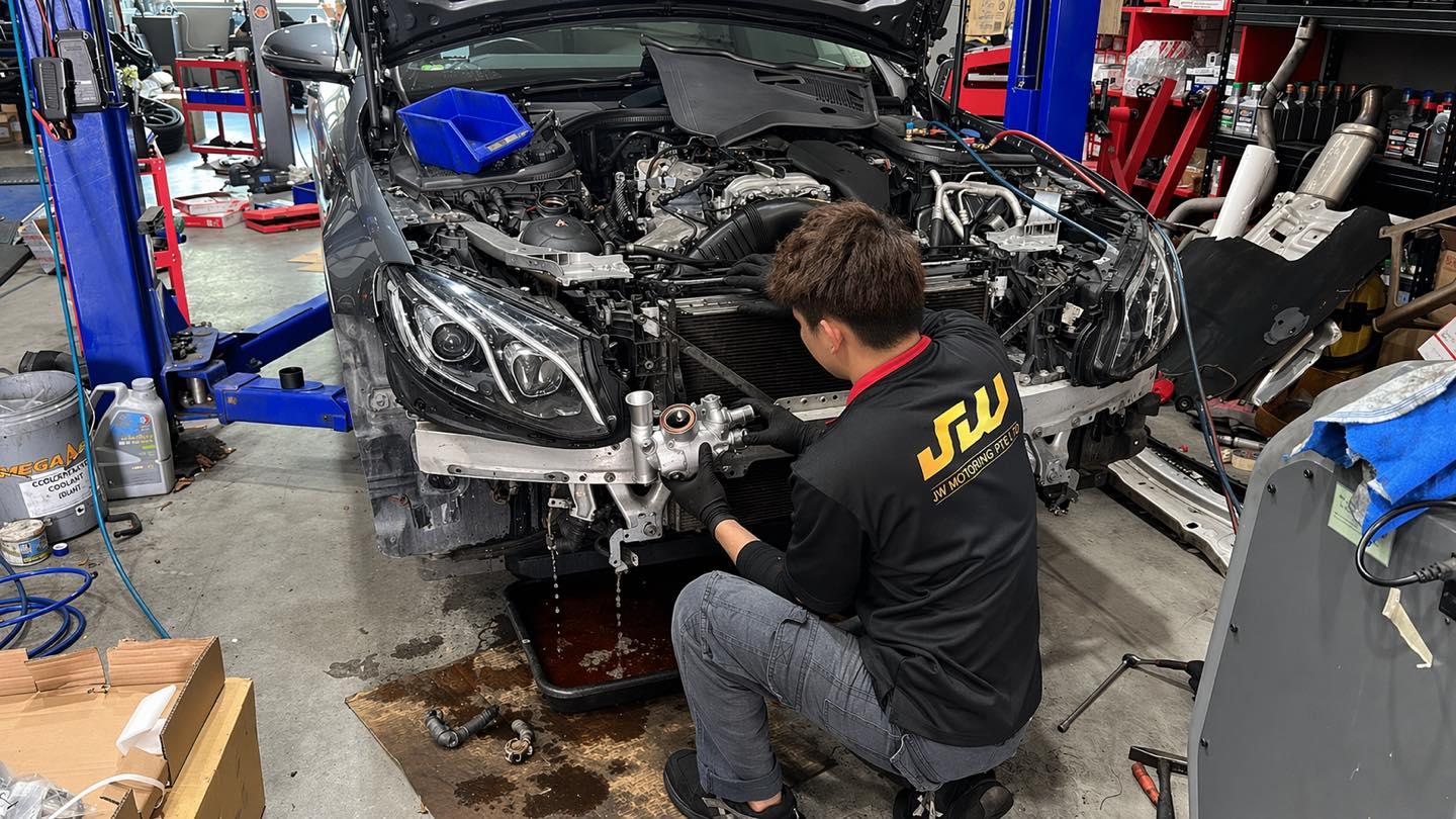Mercedes-Benz W213 — Coolant Leak Repair