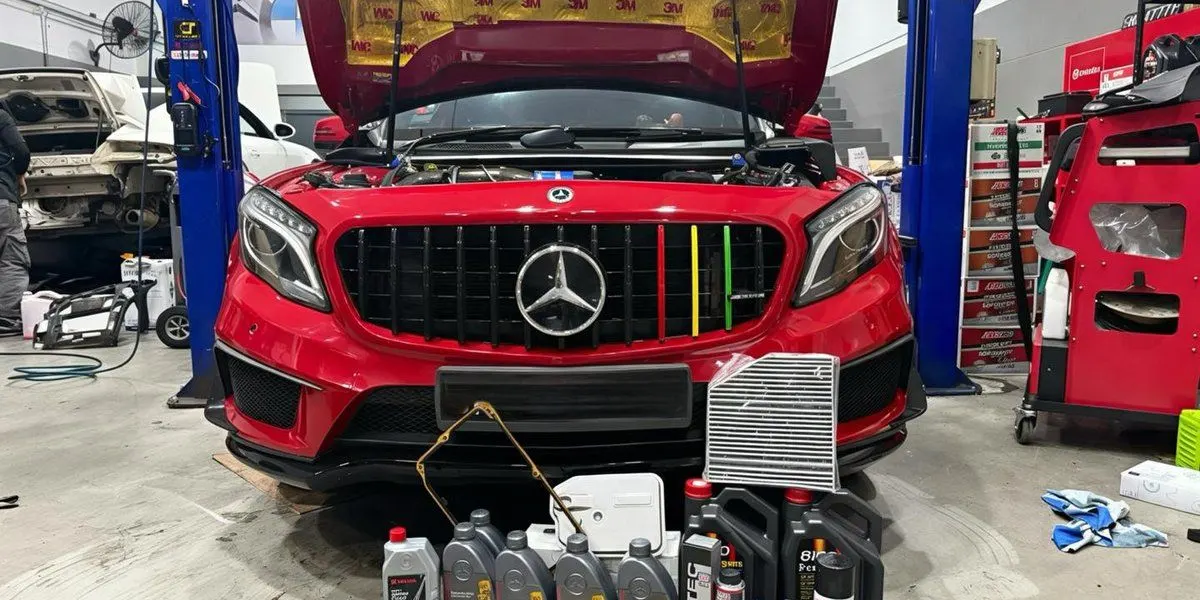 Mercedes GLA Full Service